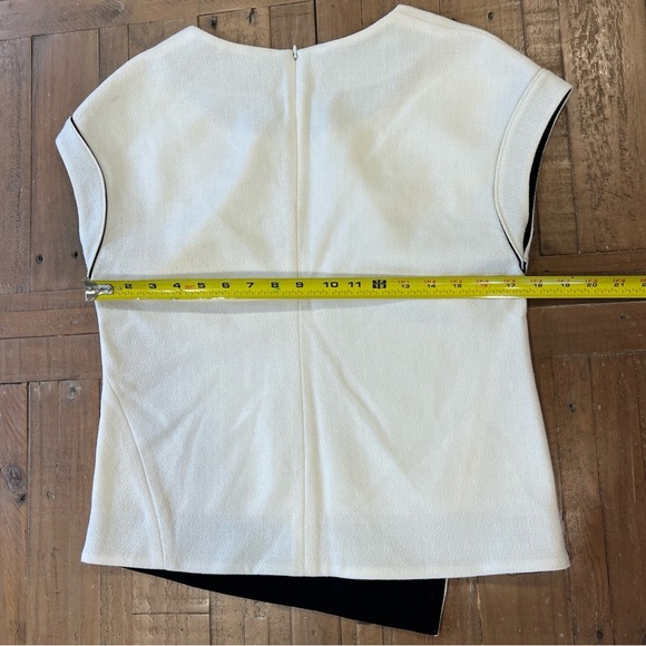 Chadwick Bell Asymmetrical Tailored Cap Sleeve Top Size 10 Tailored Cap Sleeve - Picture 8 of 9